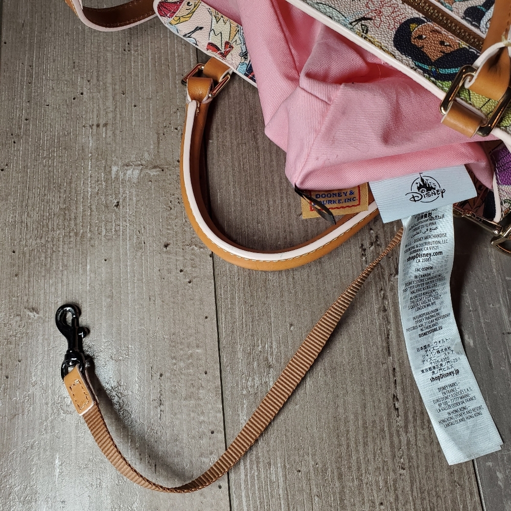 Disney Dooney & Bourke Bag - Disney Princesses - Small Zip Satchel Bag EUC - Picture 8 of 16